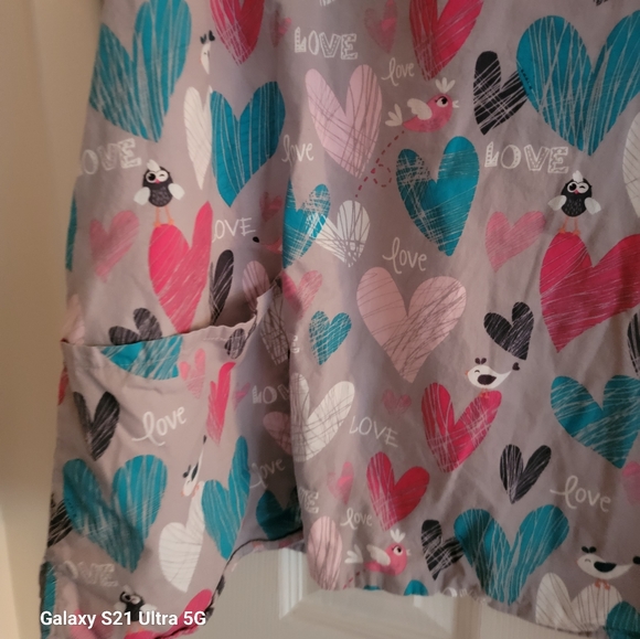 Zoe & Chloe 4XL scrubtop - Picture 4 of 4